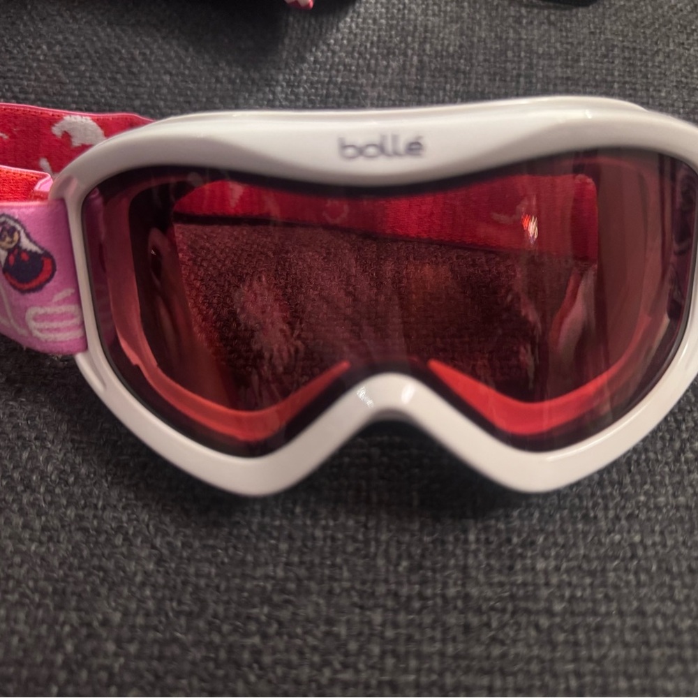 Bolle Kids Sunglasses with Pink Strap and Red Lens
